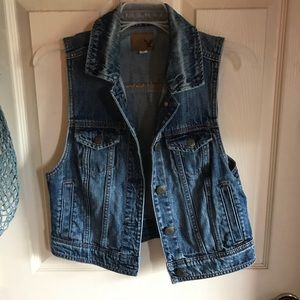 American Eagle Denim Vest